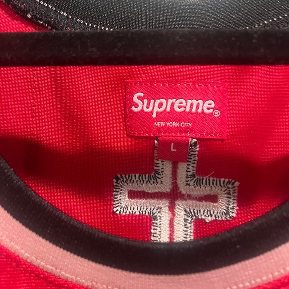 St Supreme basketball  Jersey size L (Stock X 270$) - Picture 3 of 3